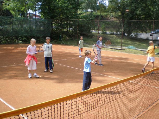 tenisova-skola-praha-8.jpg